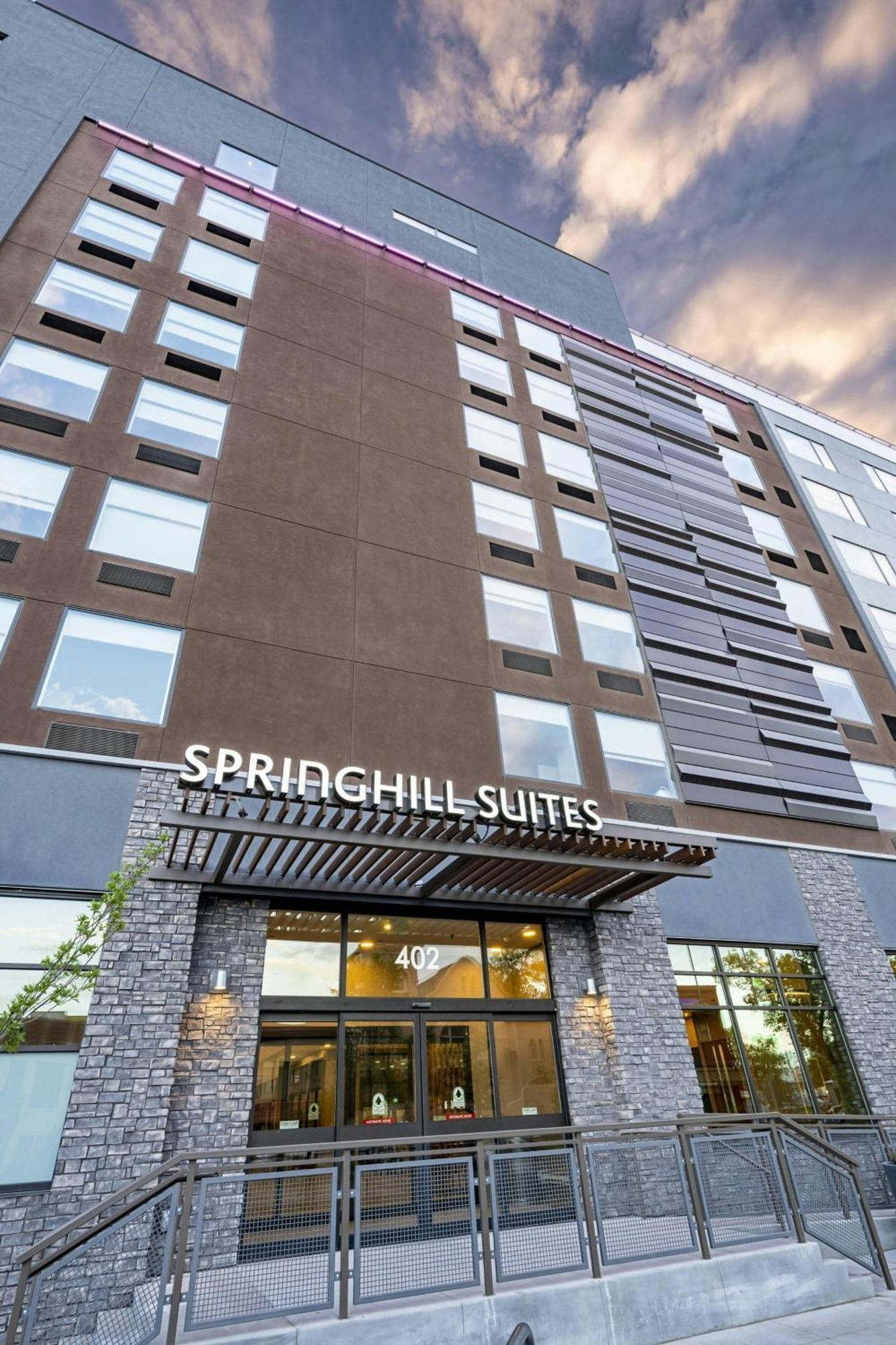 Springhill Suites By Marriott Colorado Springs Downtown ภายนอก รูปภาพ